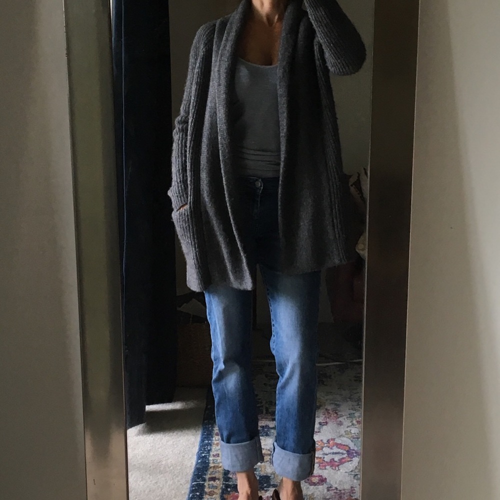 Sold-J crew oversized chunky knit gray cardigan - Picture 5 of 6